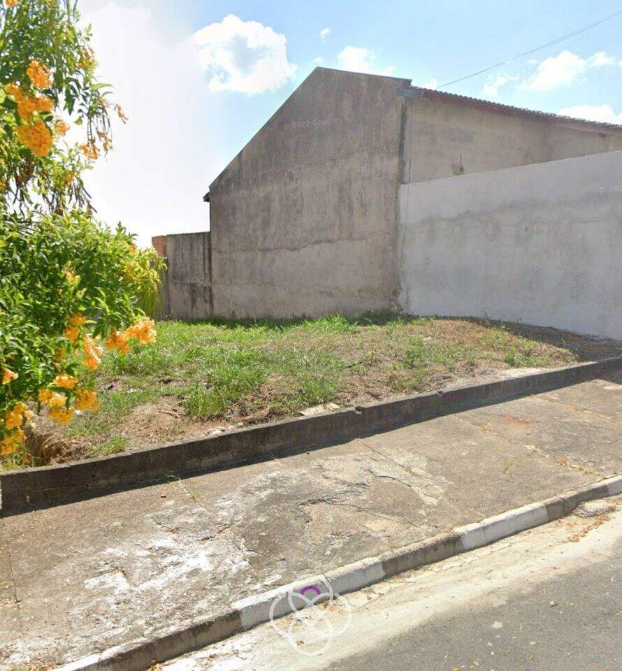 Terreno à venda no Residencial Girassol: 