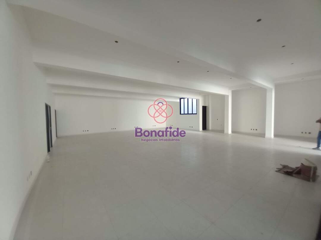 Salão para aluguel no Vila Vianelo: 