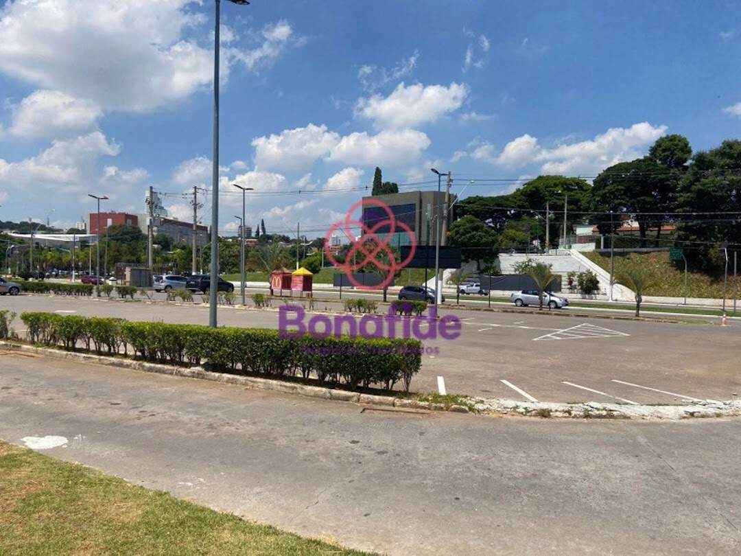 Área para aluguel no Centro: 