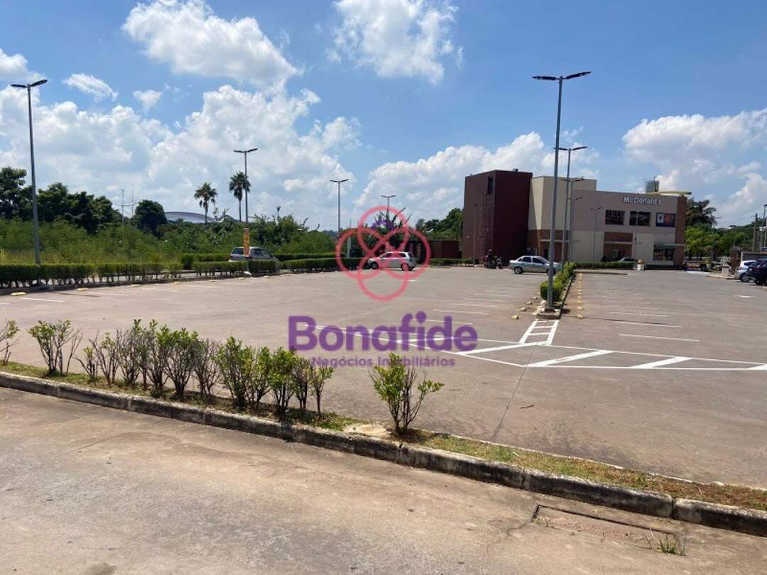 Área para aluguel no Centro: 