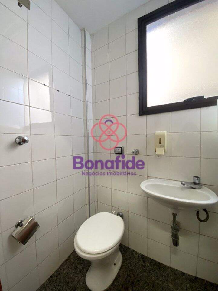 Sala para aluguel no Centro: 