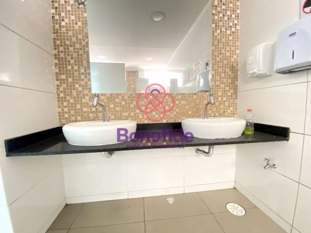 Salão para aluguel no Centro: 