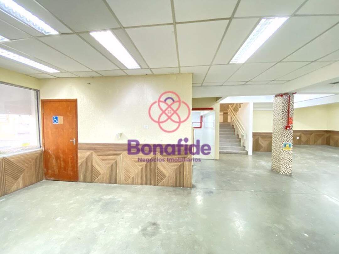 Salão para aluguel no Centro: 