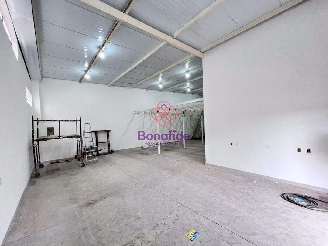 Salão para aluguel no Vila de Vito: 