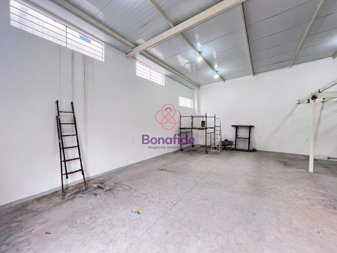 Salão para aluguel no Vila de Vito: 