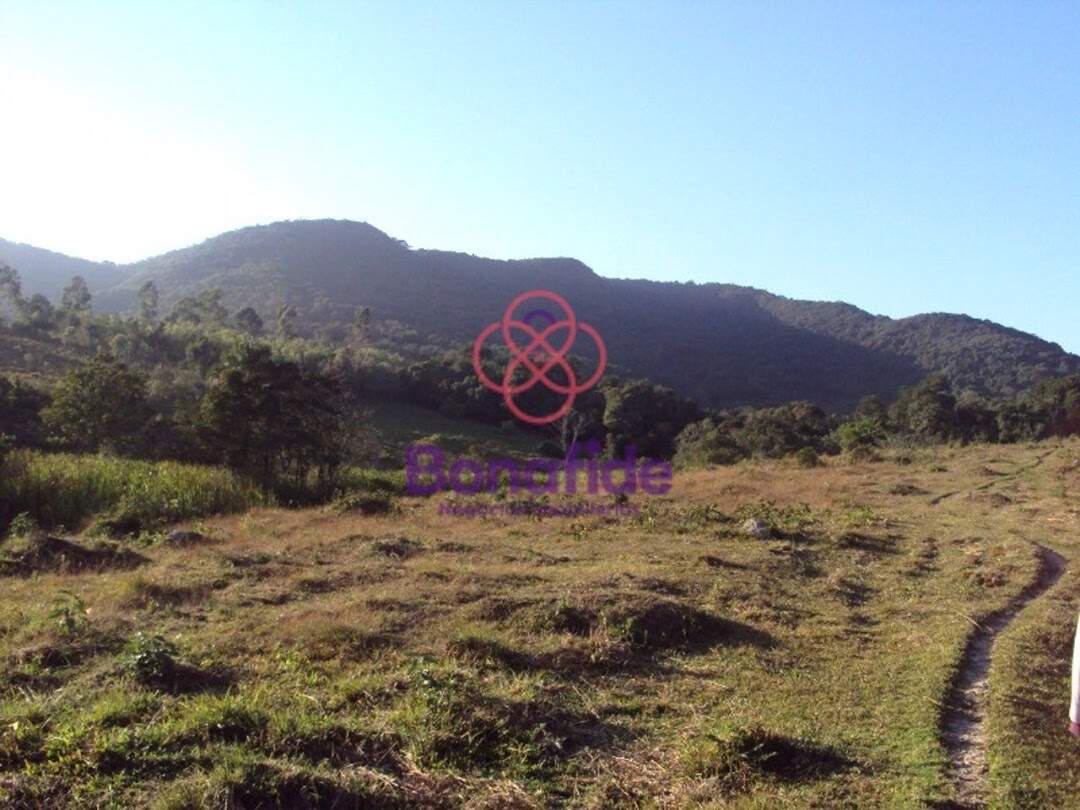 Área à venda no Chácara do Pinhal: 