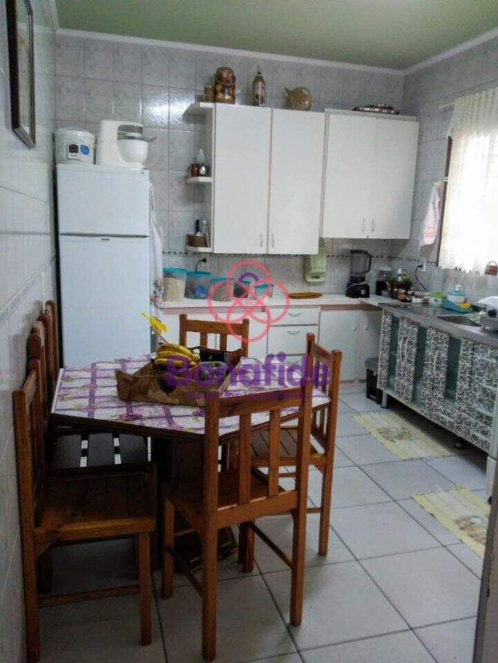 Casa à venda no Jardim Primavera: 