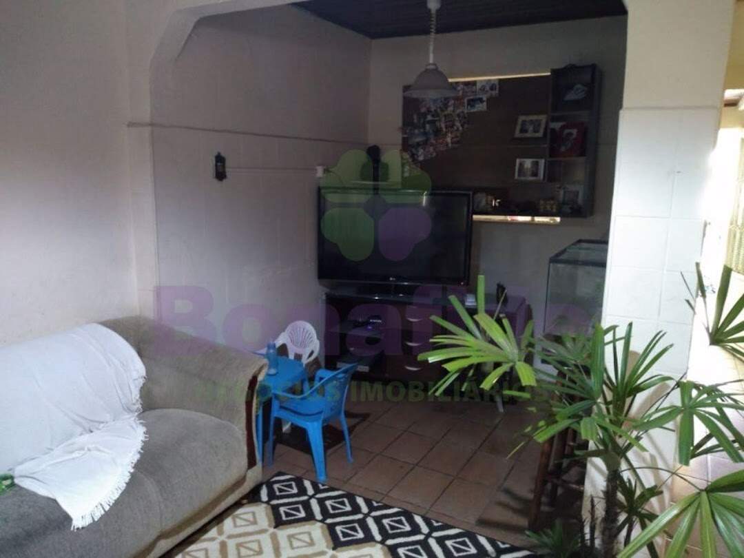 Casa à venda no Vila das Hortências: 