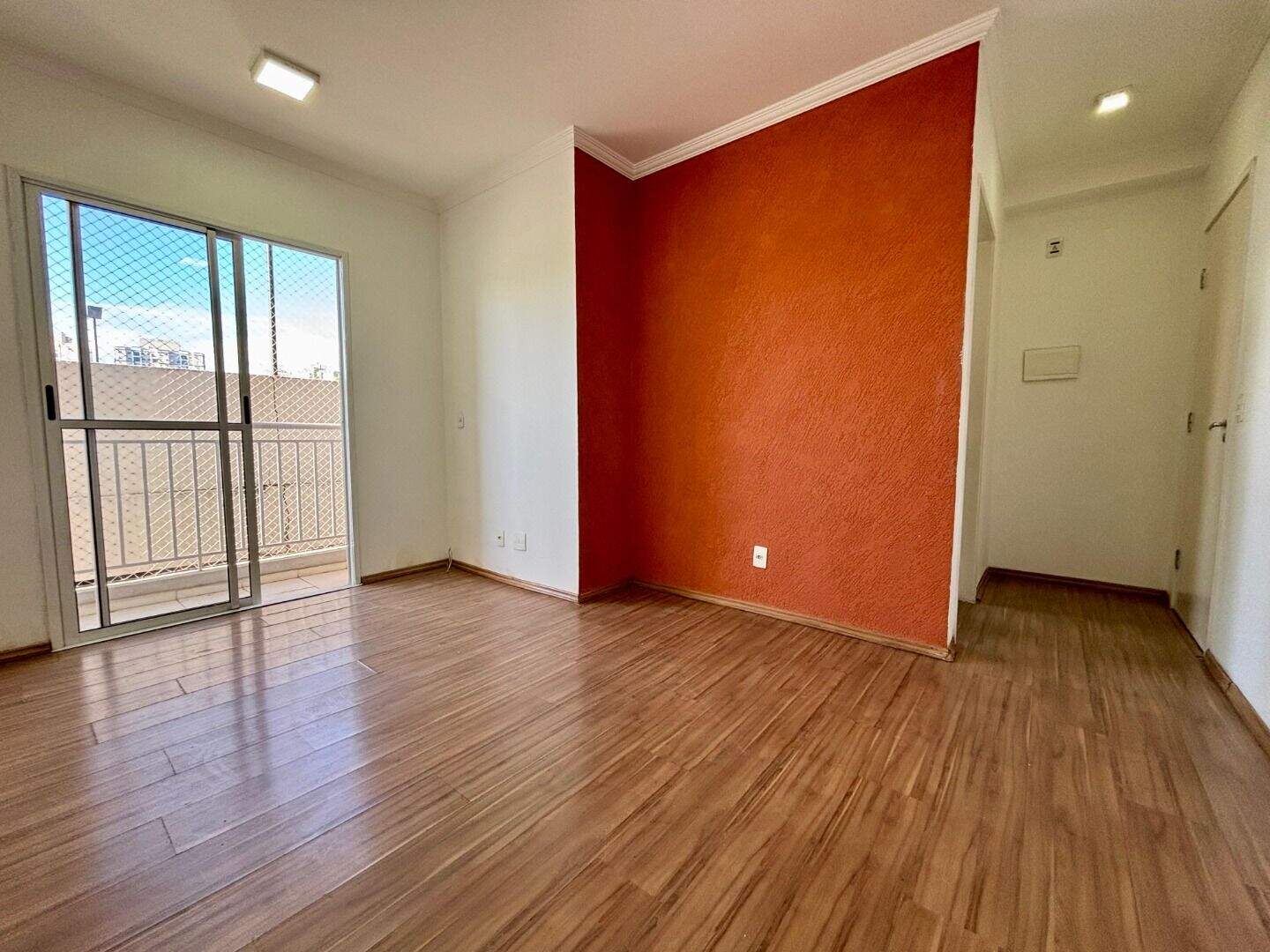 Apartamento para aluguel no Jardim das Samambaias: 