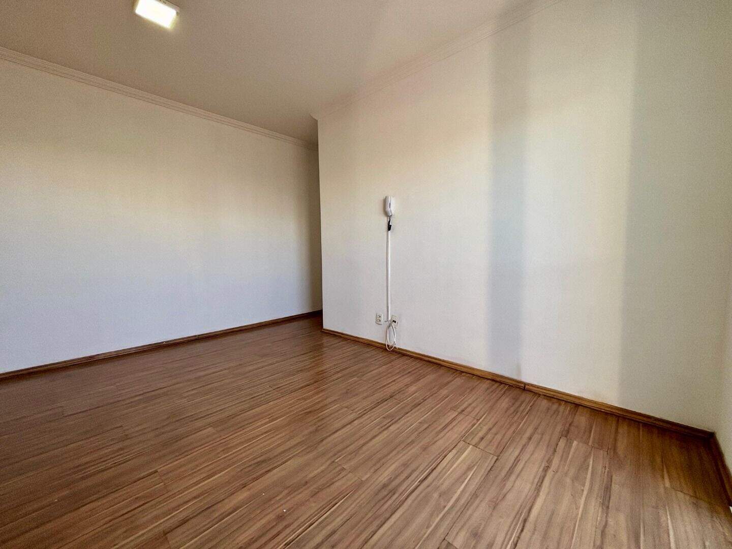 Apartamento para aluguel no Jardim das Samambaias: 