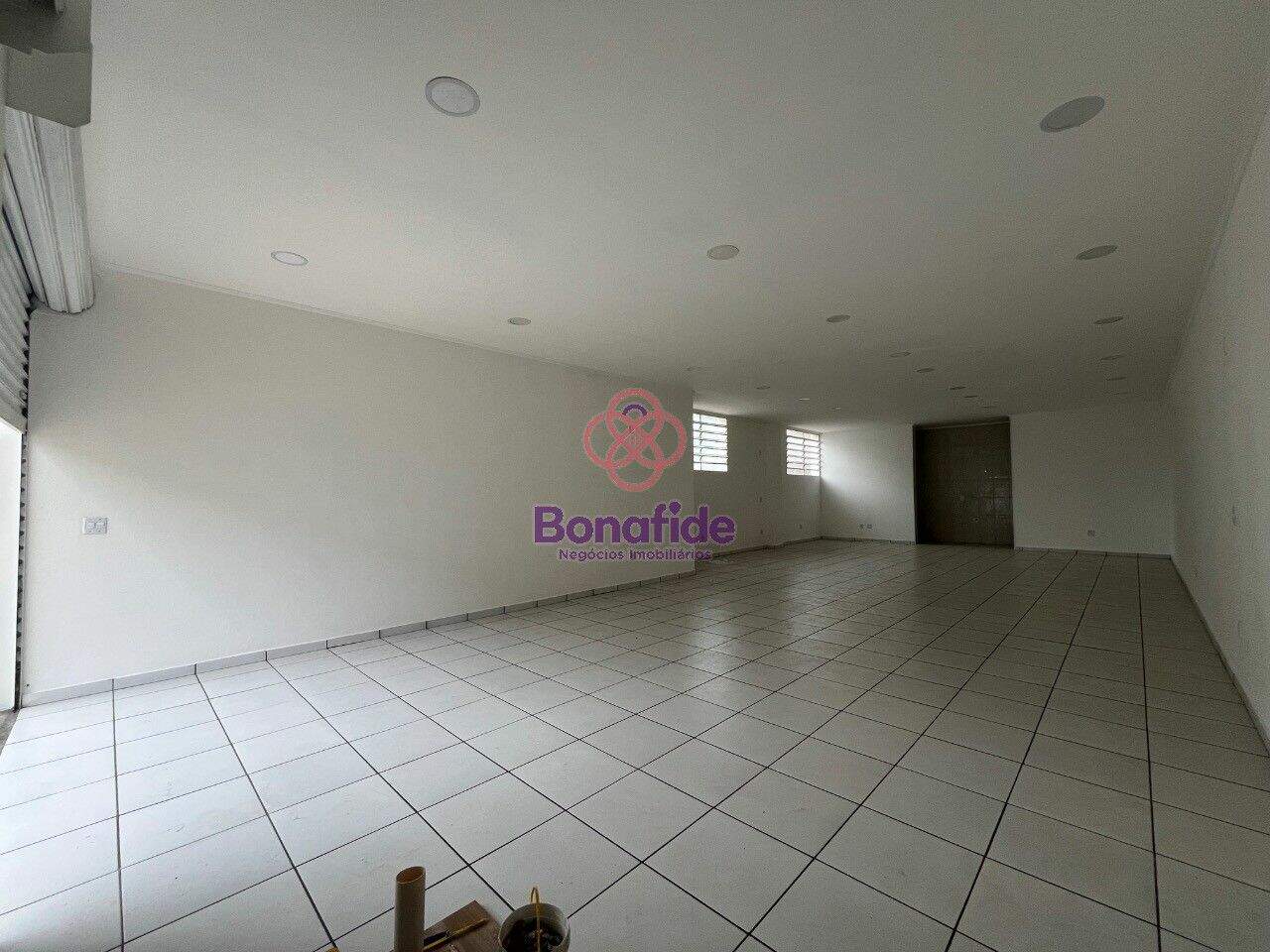 Salão para aluguel no Loteamento Reserva Ermida: 