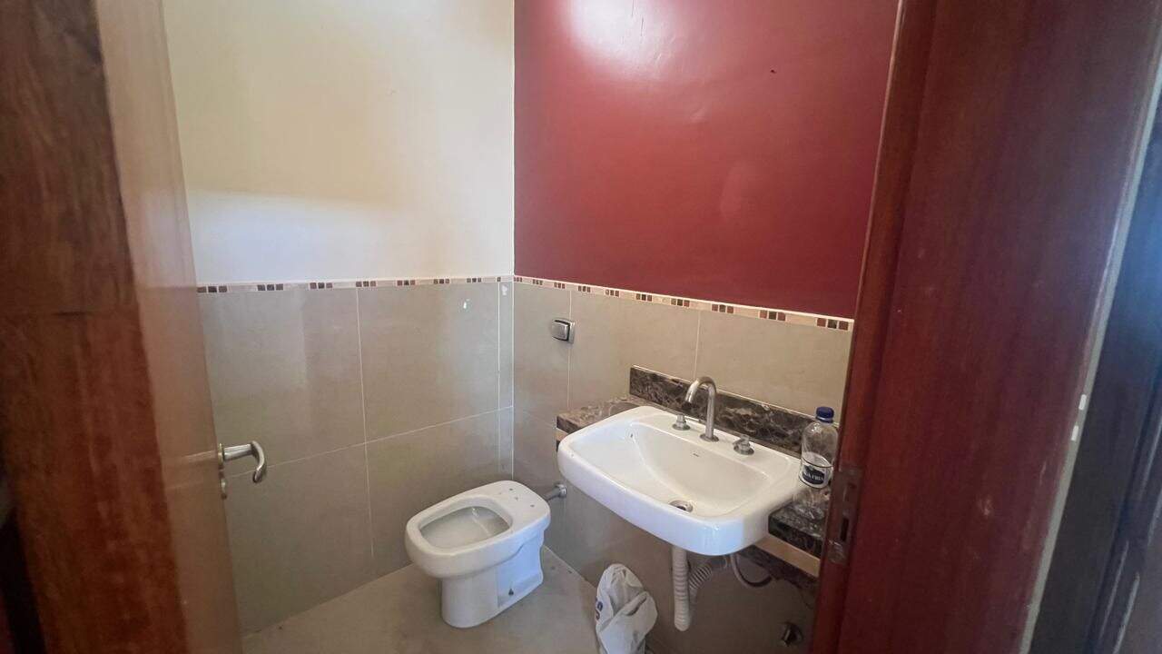 Sobrado para aluguel no Jardim Tereza Cristina: 