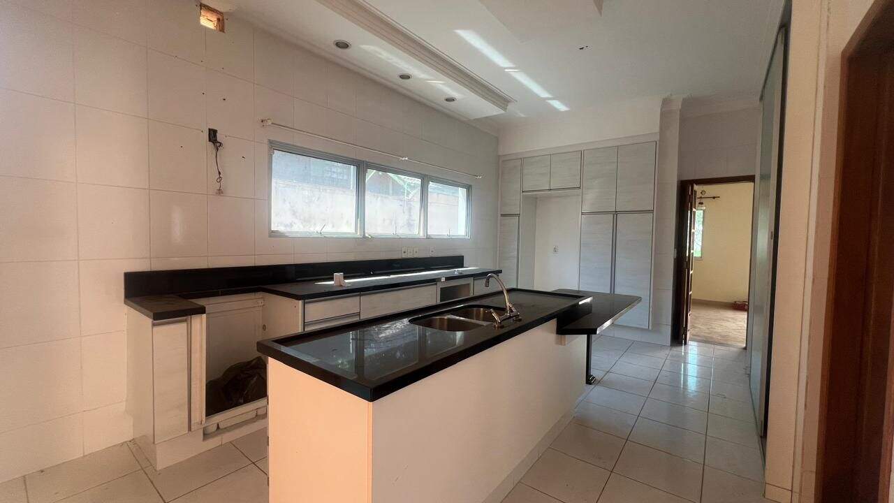 Sobrado para aluguel no Jardim Tereza Cristina: 