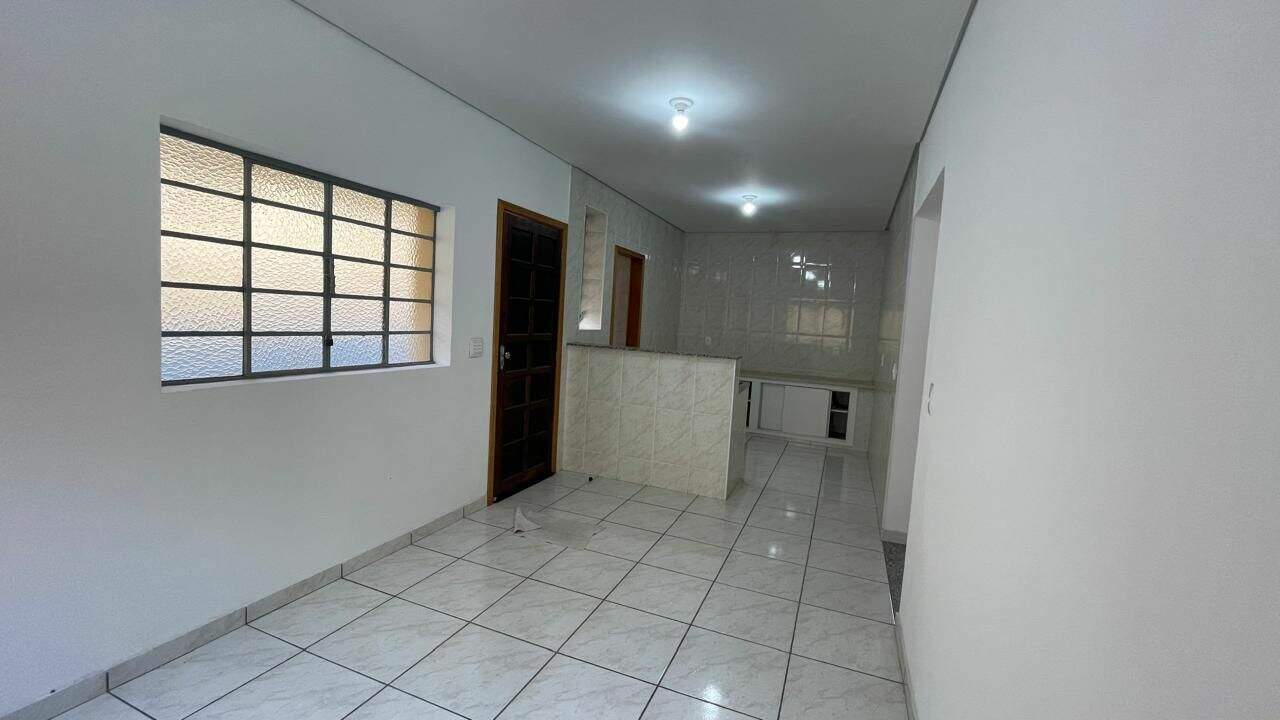 Casa para aluguel no Centro: 