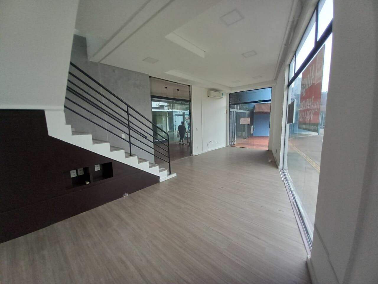 Salão para aluguel no Vianelo/Bonfiglioli: 