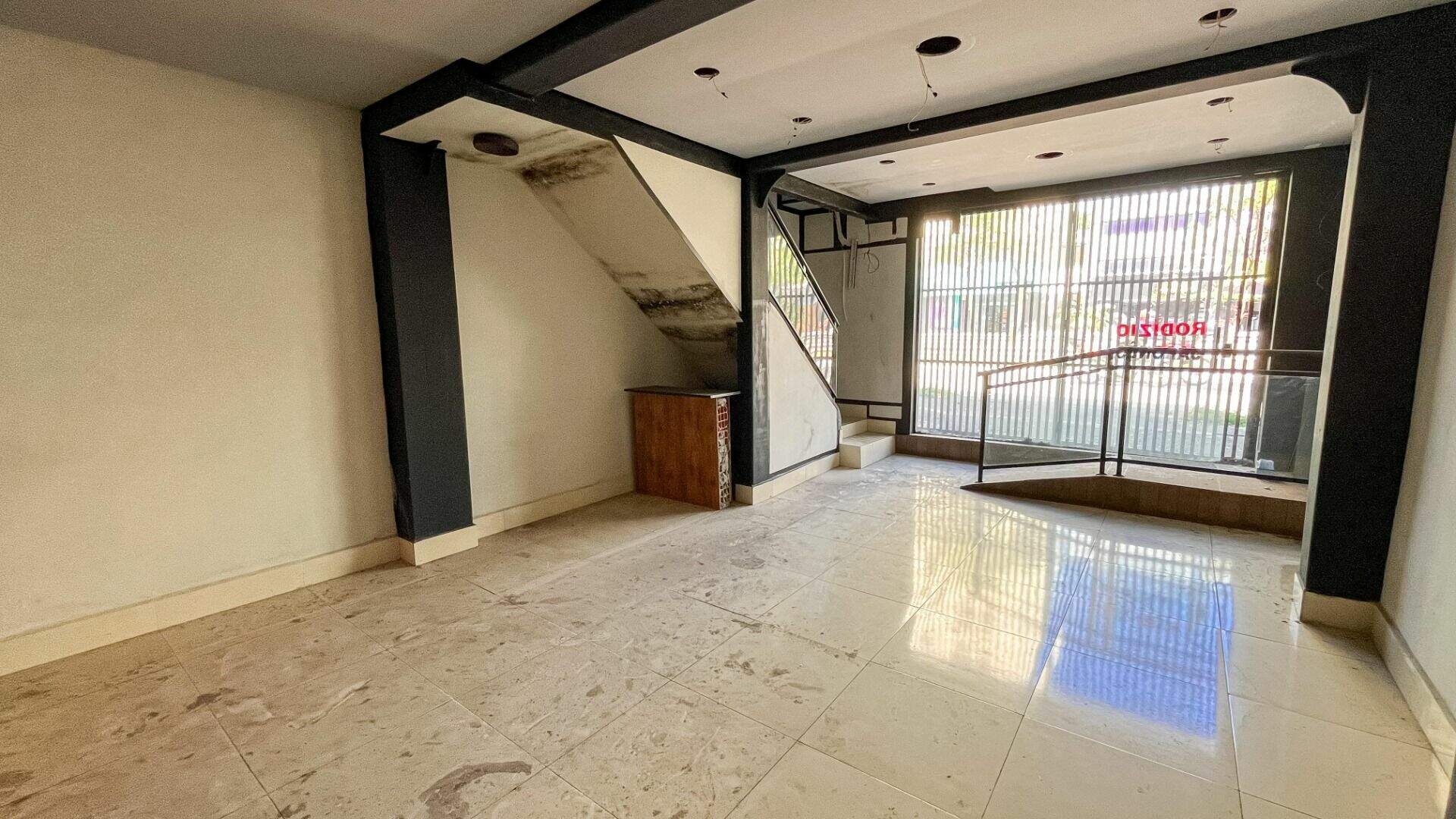 Salão para aluguel no Anhangabaú: 