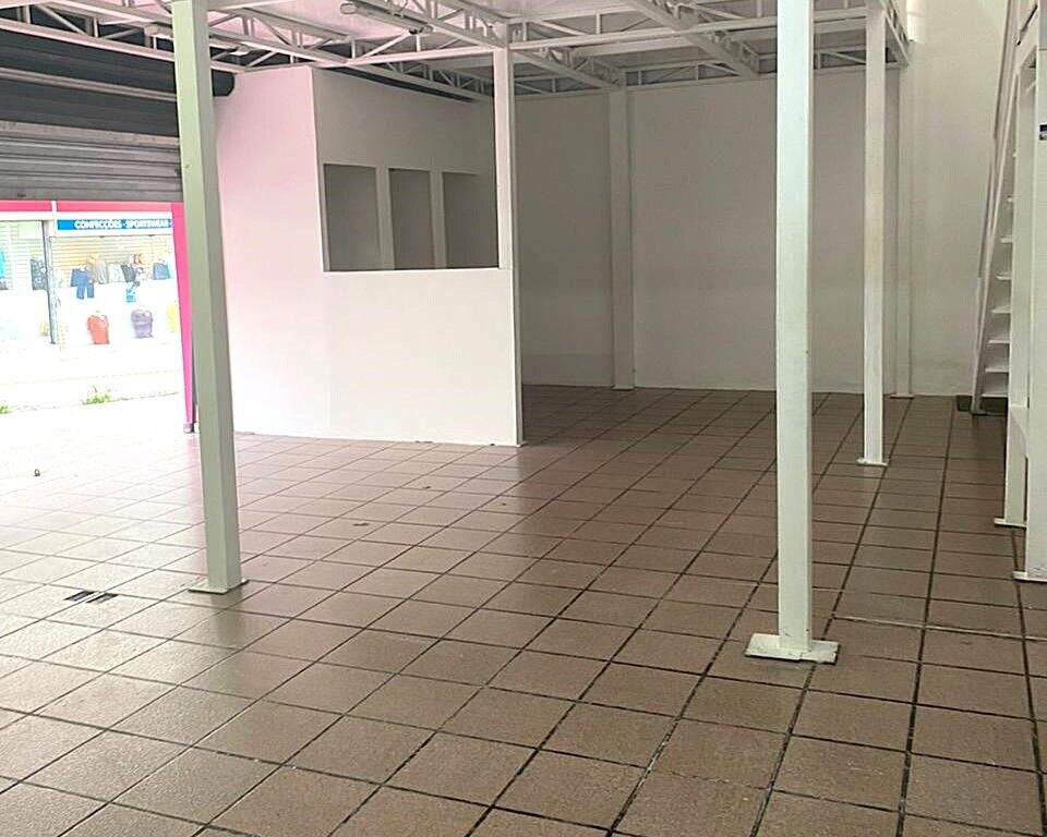 Salão para aluguel no Centro: 