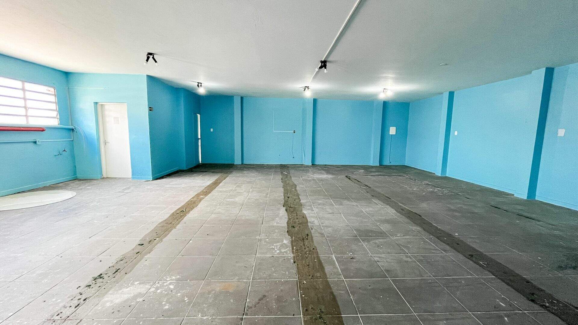 Salão para aluguel no Jardim Paulista I: 