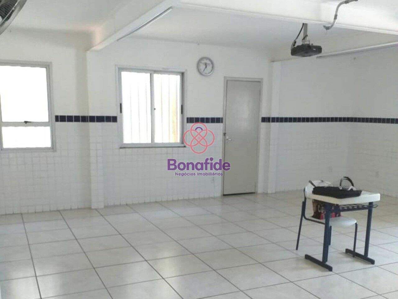 Ponto para aluguel no Centro: 