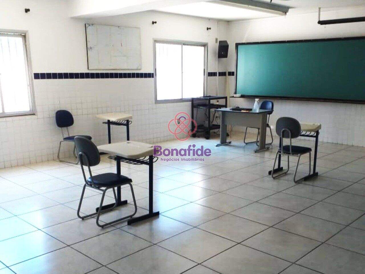 Ponto para aluguel no Centro: 