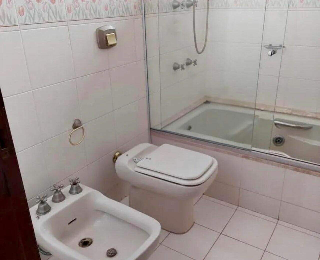 Casa para aluguel no Vila Isabel Eber: 