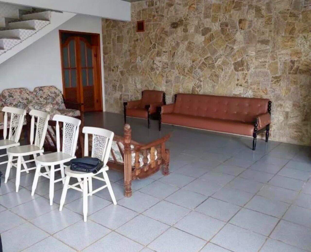 Casa para aluguel no Vila Isabel Eber: 