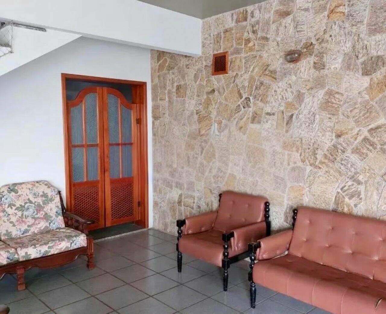 Casa para aluguel no Vila Isabel Eber: 