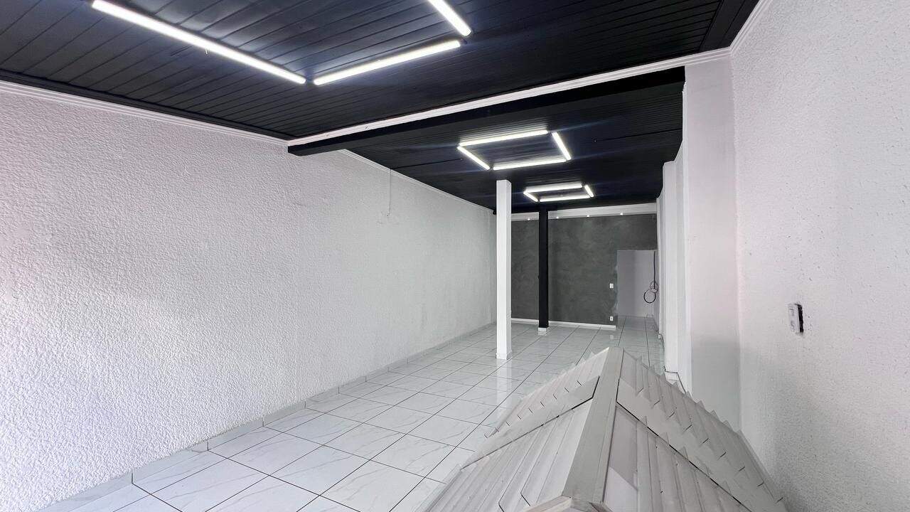 Salão para aluguel no Morro Alto: 