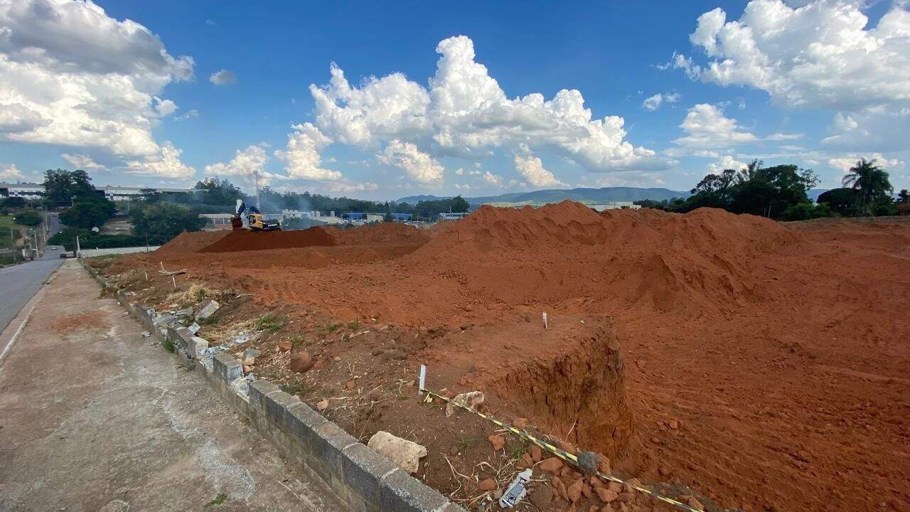 Terreno para aluguel no Distrito Industrial: 