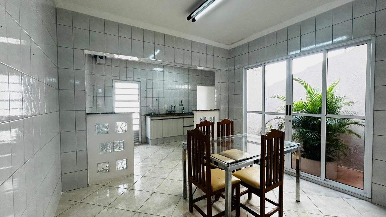 Casa para aluguel no Vila Municipal: 