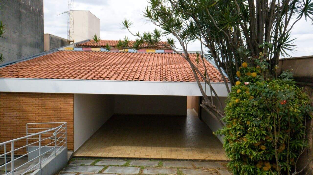 Casa para aluguel no Centro: 