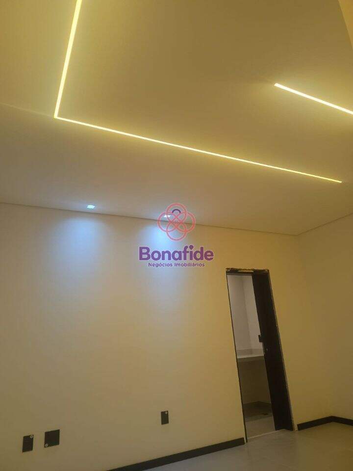 Casa à venda no Jardim Primavera: 