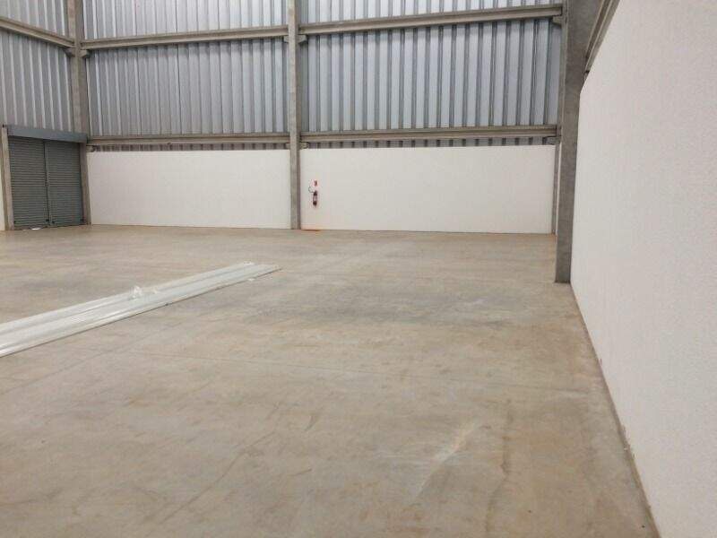 Galpão para aluguel no Juniai: 