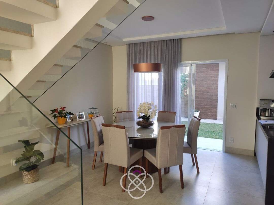 Casa à venda no Jardim Primavera: 