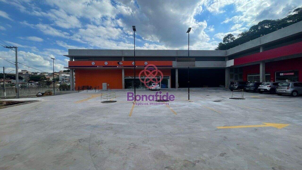 Salão para aluguel no Engordadouro: 