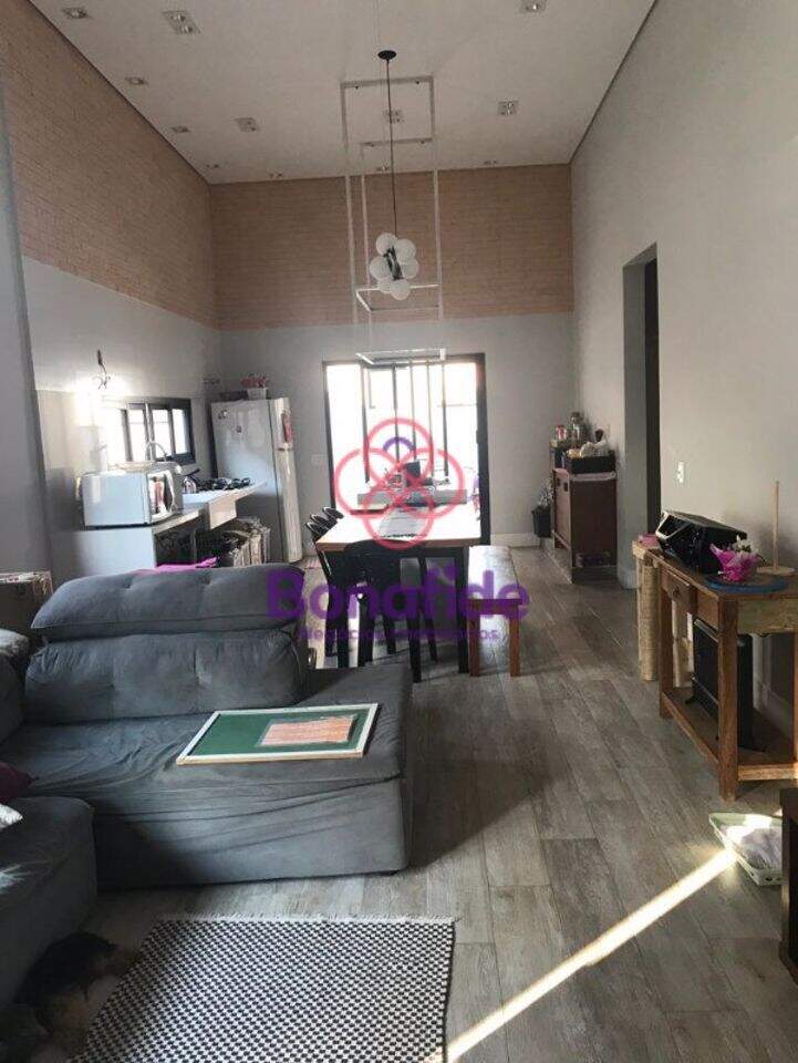 Casa à venda no Jardim Primavera: 