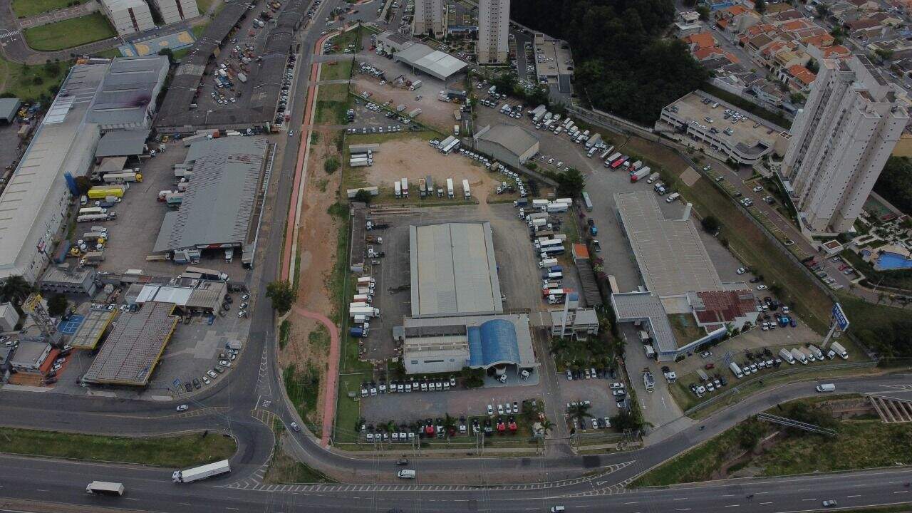 Galpão para aluguel no Jardim Torres São José: 