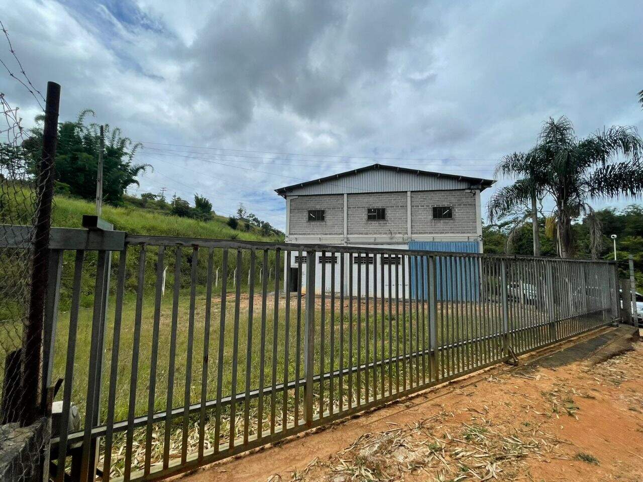 Galpão para aluguel no Glebas: 