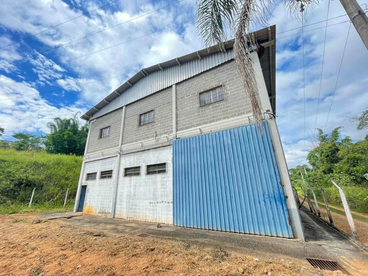 Galpão para aluguel no Glebas: 