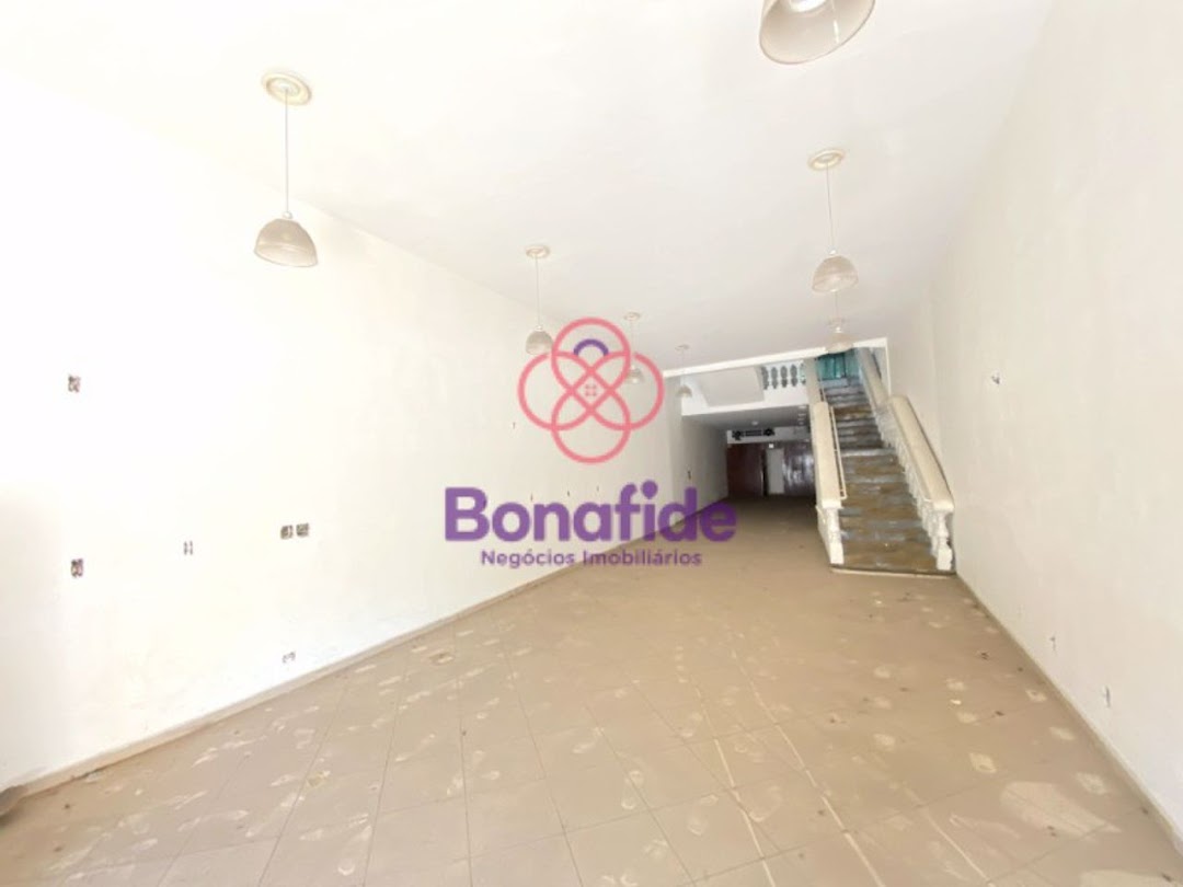 Salão à venda no Centro: 