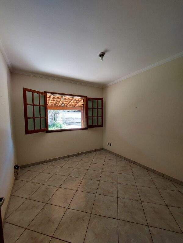 Chácara para aluguel no Medeiros: 