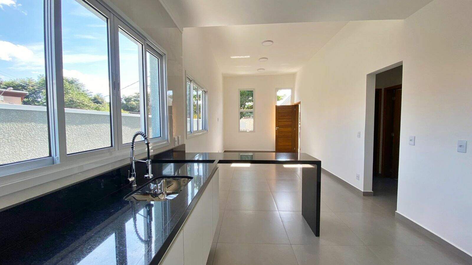 Casa para aluguel no Residencial Jardim Perolla: 