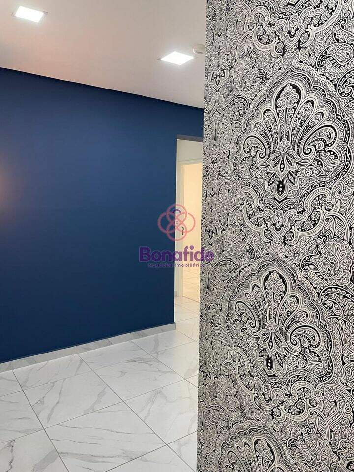 Sala à venda no Centro: 