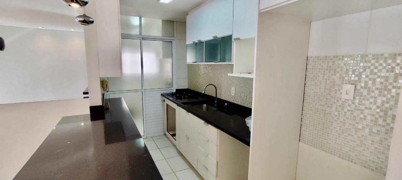 Apartamento para aluguel no Centro: 