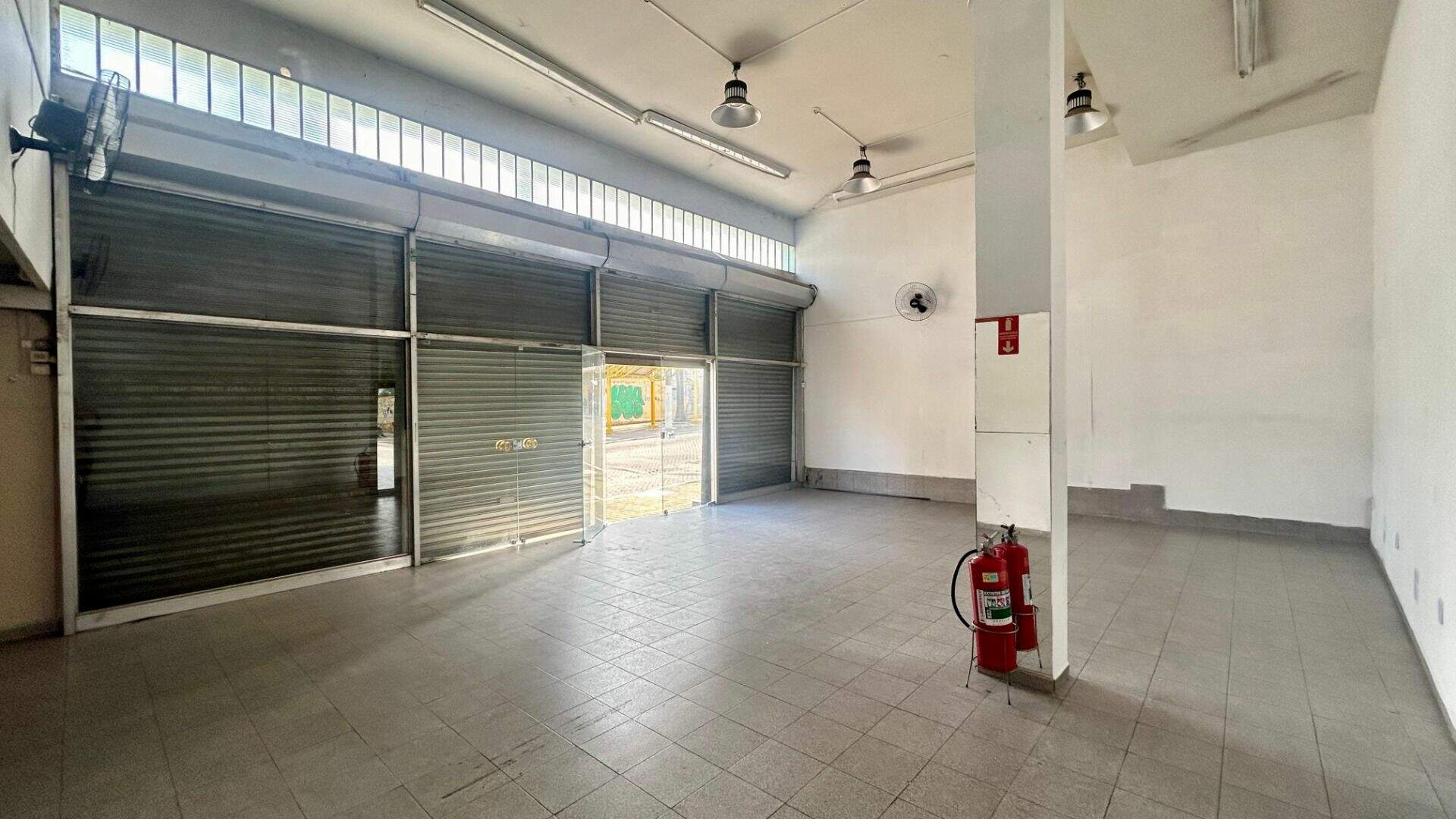 Salão para aluguel no Centro: 