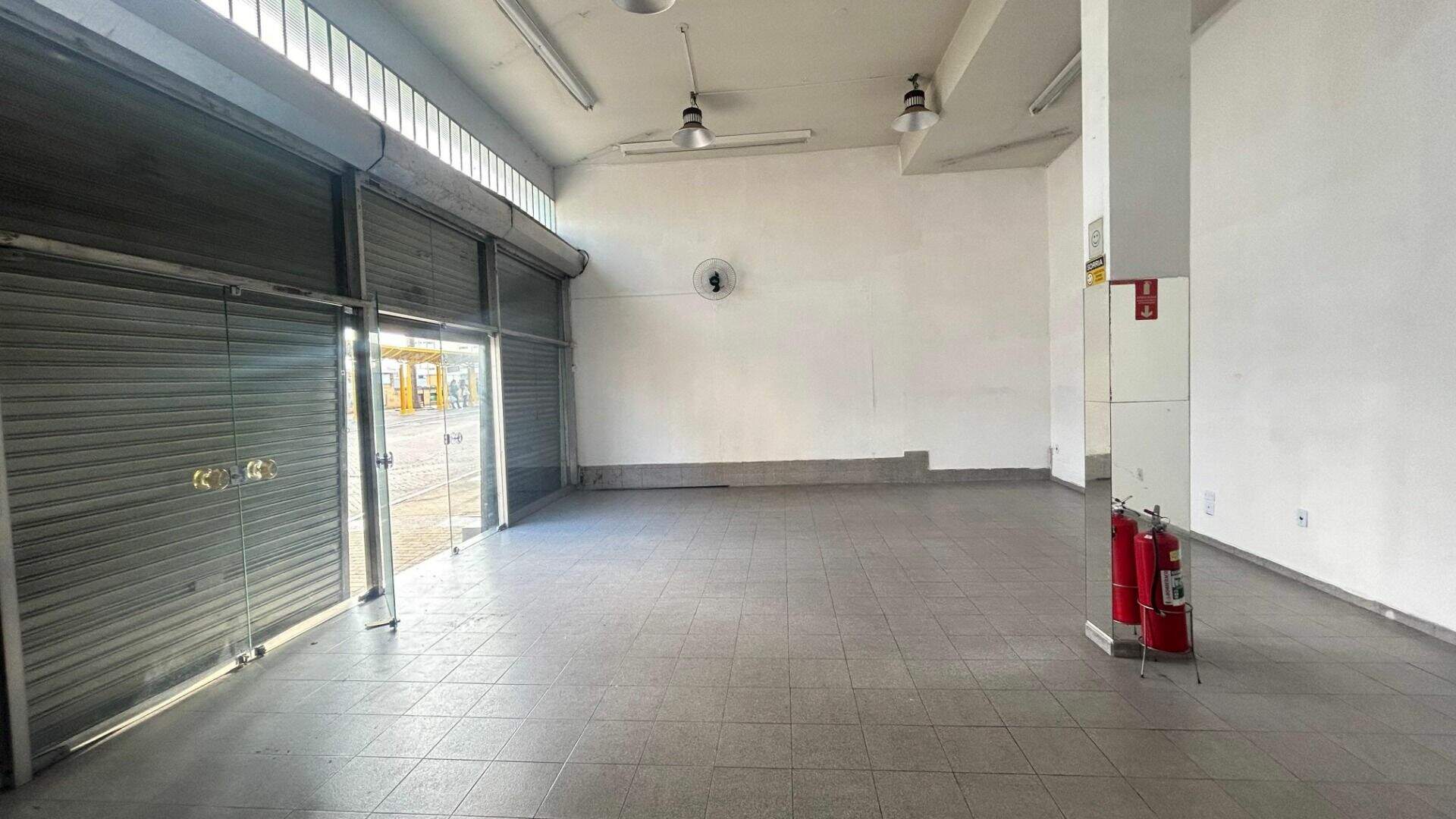 Salão para aluguel no Centro: 