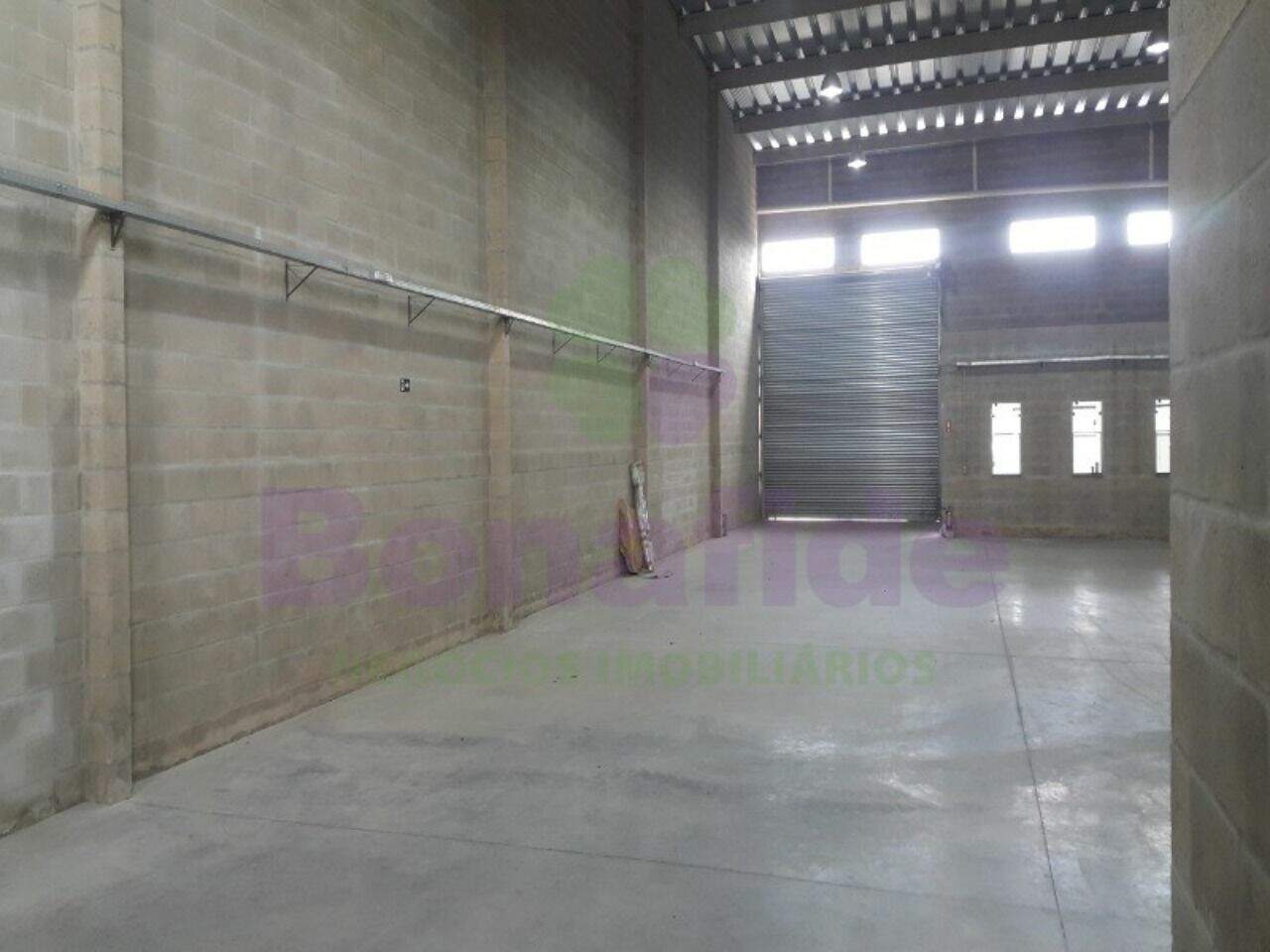 Galpão para aluguel no Chacara Santa Barbara: 