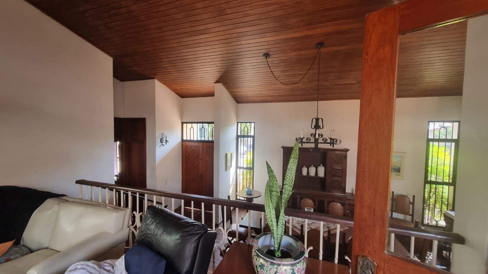 Casa para aluguel no Parque do Colégio: 