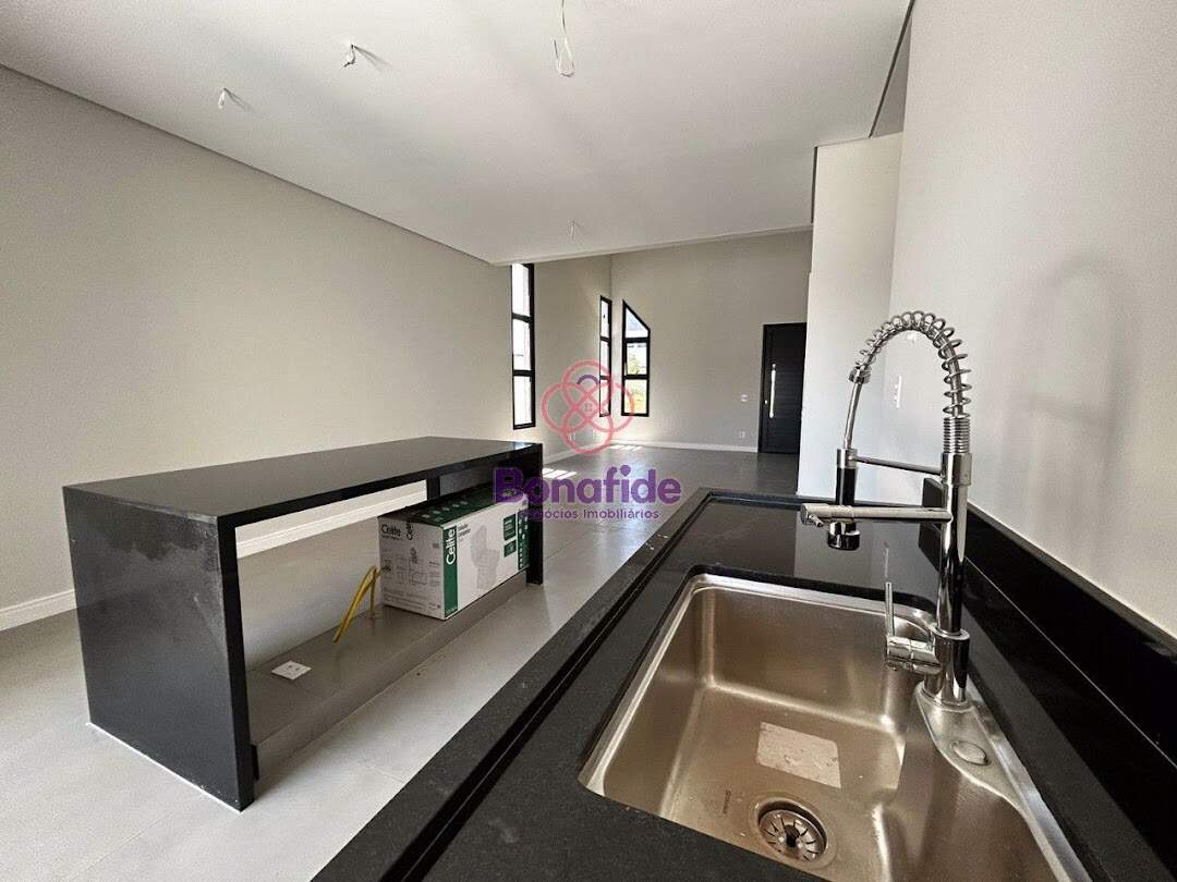 Casa à venda no Jardim Primavera: 