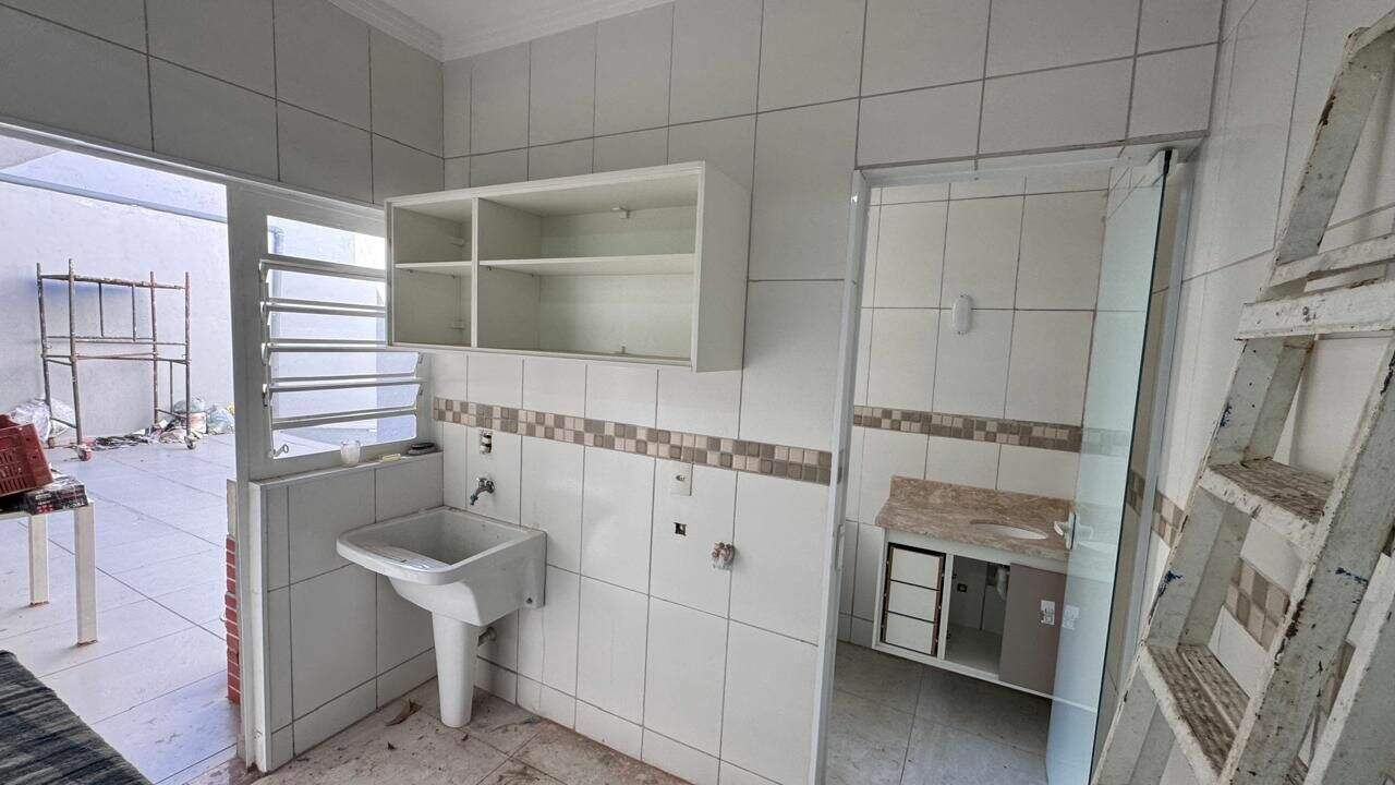 Casa para aluguel no Jardim das Tulipas: 